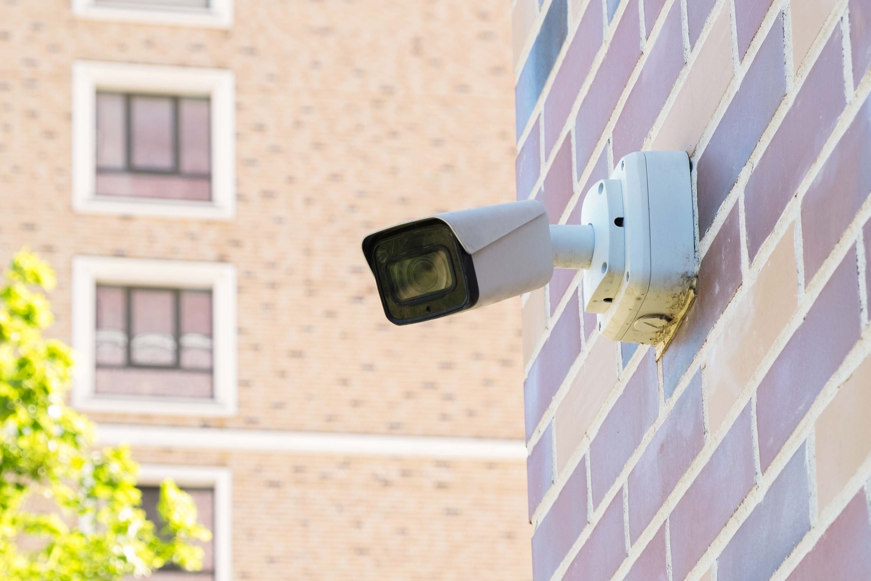 Kamerabevakning utomhus på fastighet